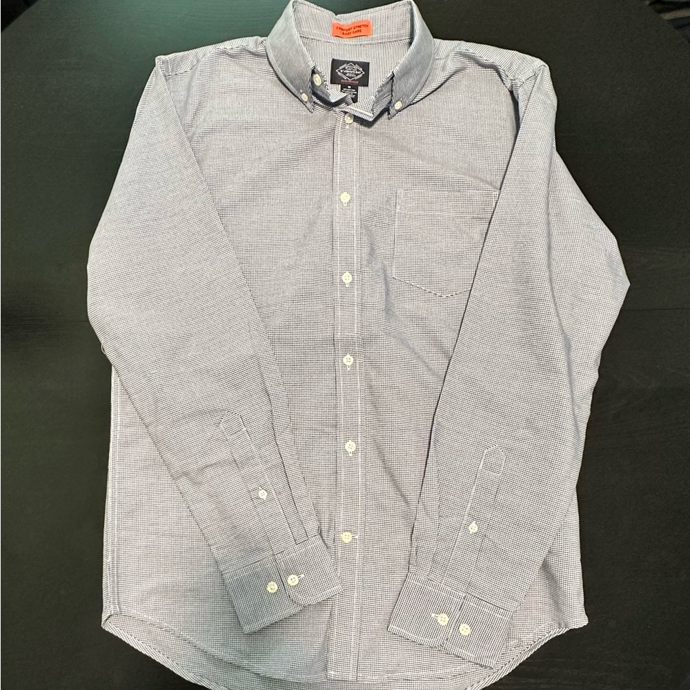 St. John’s Bay Men’s Button Down Shirt